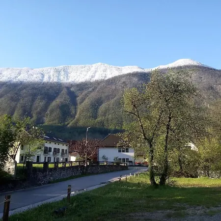 Holiday home Over The River *