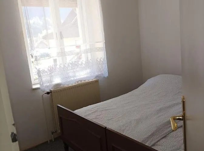 Over The River 別荘 ボヴェツ