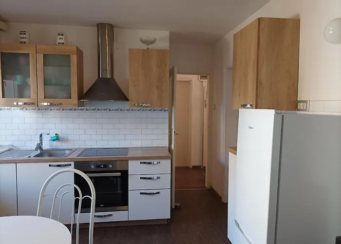 別荘 Over The River *