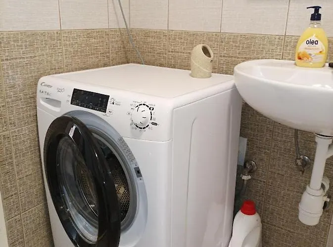 Holiday Over The River * بوويتش