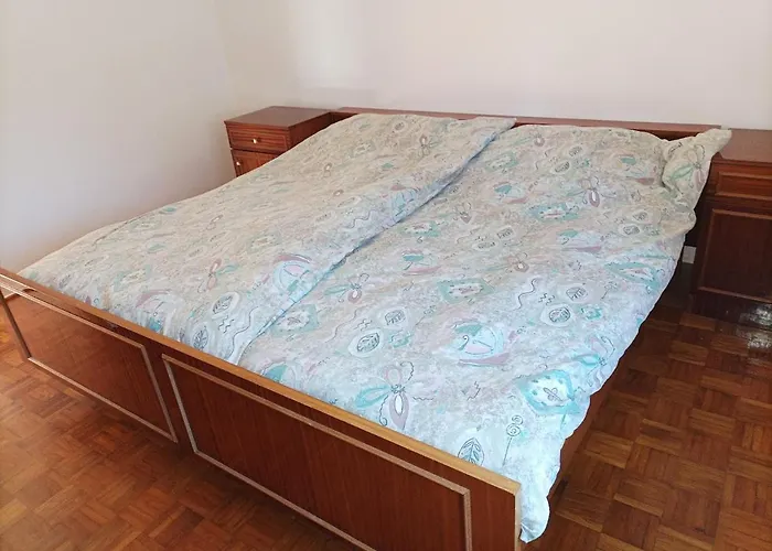 Over The River Semesterbostad