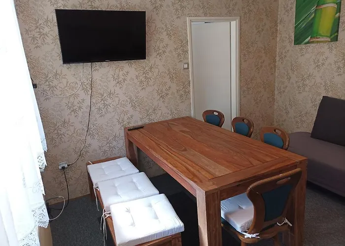 別荘 Over The River *