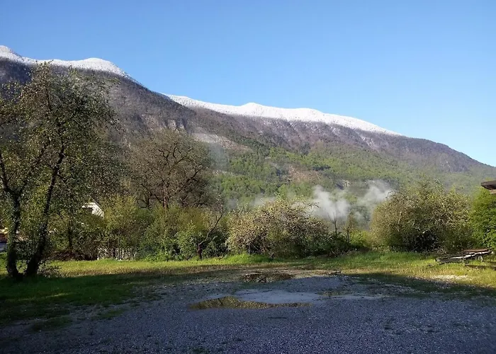 Over The River 別荘 *