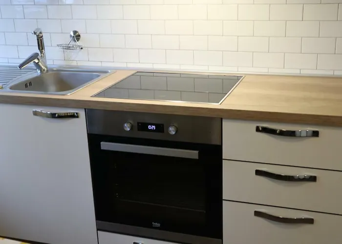 Holiday Over The River بيت للعطل *